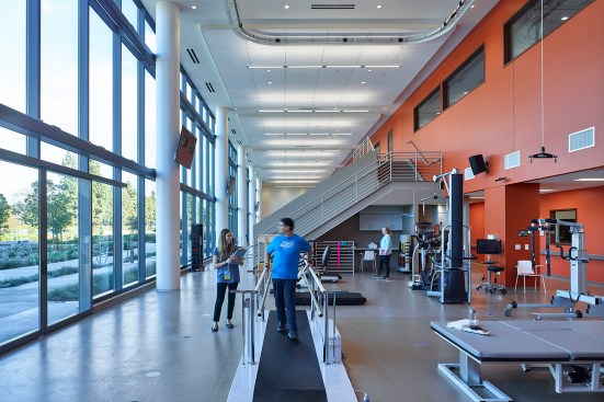 Rehabilitation facility allows natural light to fill space with its two-story ceiling heights and large windows