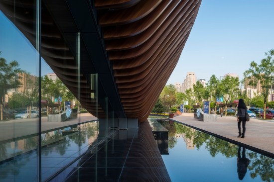 LAND+Experience+Center+by+Aedas