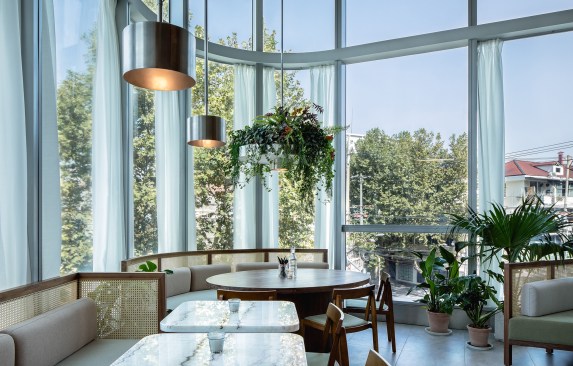 Luneurs Shanghai- Restaurant design by hcreates 