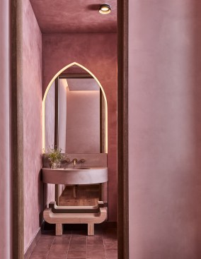 Treatment room vanity