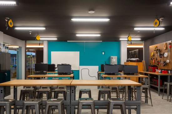 CimOrt Talleres y Pasillo - ARCO Arquitectura Contemporánea