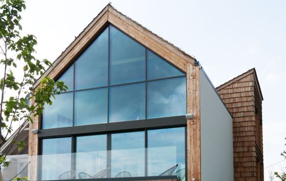 BOCHNIA_BARN_WINDOW