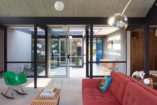 Renewed Classic Eichler by Klopf Architecture