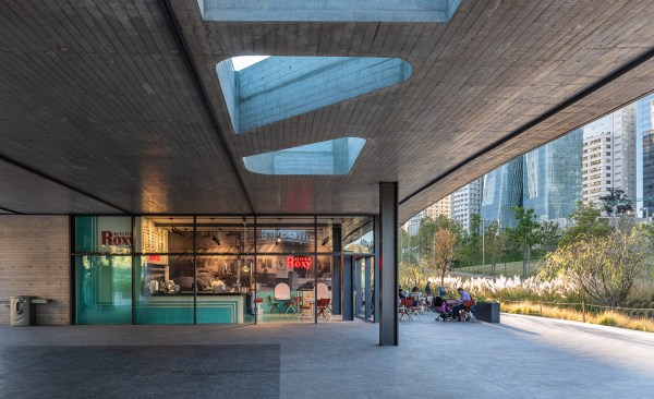 Nevería Roxy Santa Fe - Germán Velasco Arquitectos