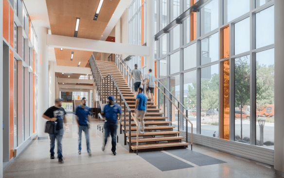 2-story gallery space connects the Classrooms with the Lab side of the building