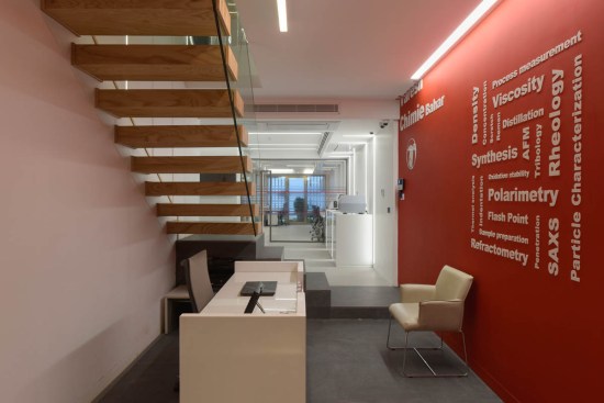 Varesh Building / Arel Architects Group