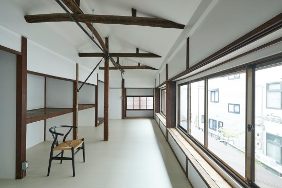 2nd floor layout merged 2 rooms into a single one