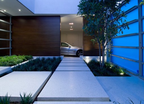 Hopen Place Hollywood Hills modern home gated entrance and car garage