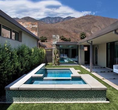 2006 Ciro Coelho. All Rights Reserved. Reproduction or unauthorized use of this image is prohibited and is subject to criminal prosecution in accord with U.S. and International Copyright laws.