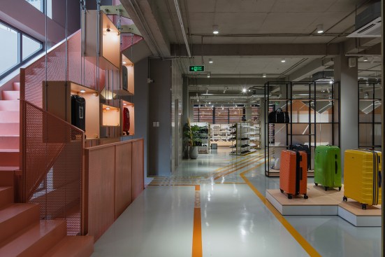 Lobby - Third floor