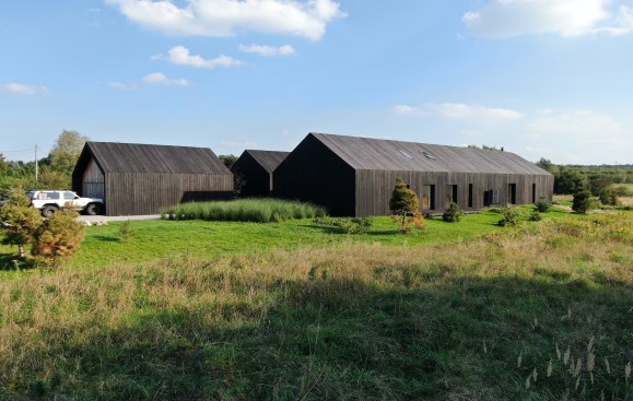 THE_HOUSE_1
