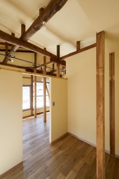 2nd floor bedroom
