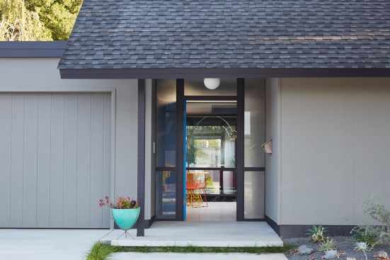 Renewed Classic Eichler by Klopf Architecture