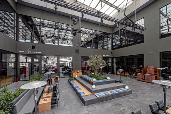 Vertical Retracting Door