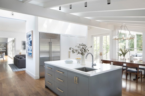 Andrew Mann's talent for spacial sequencing and creating light-filled volumes is evident throughout each of these spaces.