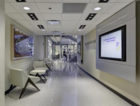 An+east-west+corridor+joins+the+second+level+of+the+Michigan+Memorial+Phoenix+Laboratory+to+the+ground+level+of+the+new+addition.+The+corridor+is+lined+with+exhibits+describing+the+history+of+the+now+decommissioned+Ford+Nuclear+Reactor+and+the+University+of+Michigan+Energy+Institute+(formerly+called+the+Michigan+Memorial+Phoenix+Energy+Institute).