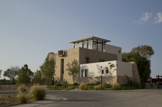 Casa Ventanas SMA - Boue Arquitectos