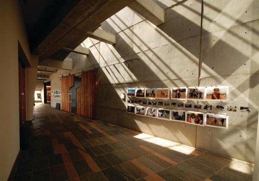 Interior circulation is handled via a skylit path that is paved with the same type of stones that form the approach paths to the building.