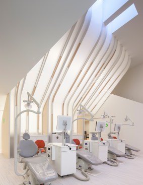 Lightwell%3a+Greater+Boston++Orthodontics%2c+Waltham%2c+Mass.%2c+by+Merge+Architects