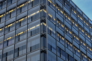 Valspar’s Fluropon coating systems were selected to meet the project’s aesthetic, performance and sustainability goals.