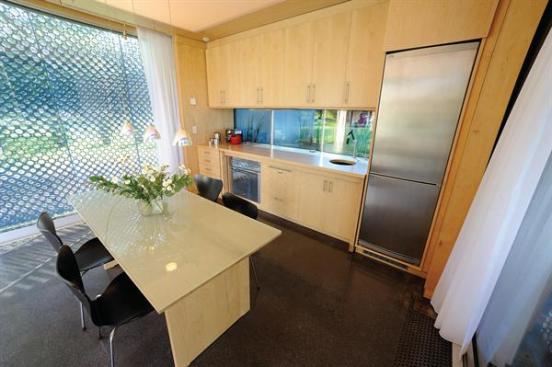 The project illustrates that architects need not sacrifice on design to achieve net-zero energy usage.