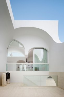 Vault House, Oxnard, Calif., by Johnston Marklee