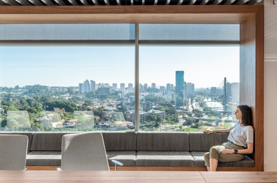 Willis Towers Watson Latin America Headquarters by Perkins and Will