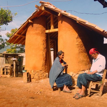 Centro comunitario “Mujeres y Maíz” y Cocinas Familiares - Juan Carlos Loyo Arquitectura