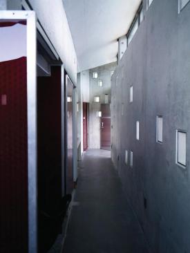 A 30-tube solar collector heats water for domestic use and for the home?s hydronic radiant floor.