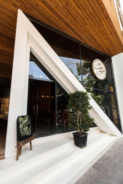 Flash Office Exterior