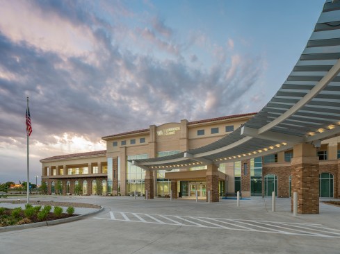 VA Lubbock Outpatient Clinic - Exterior