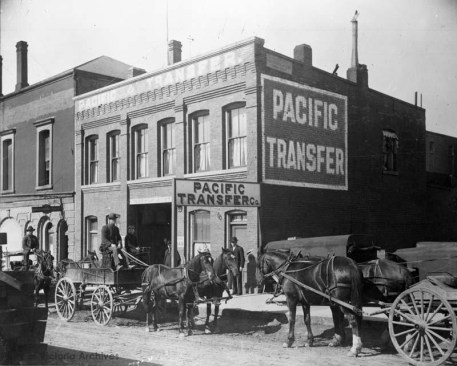 The character of the building’s exterior, built in 1902, the brickwork and painted signs, inspired the interior redesign to create Little Jumbo Restaurant.
