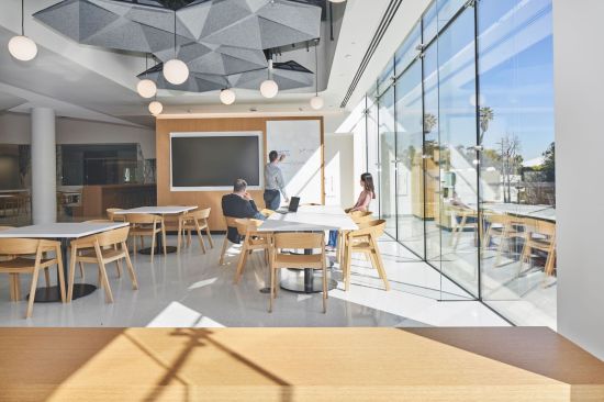 Sun-drenched teaching space