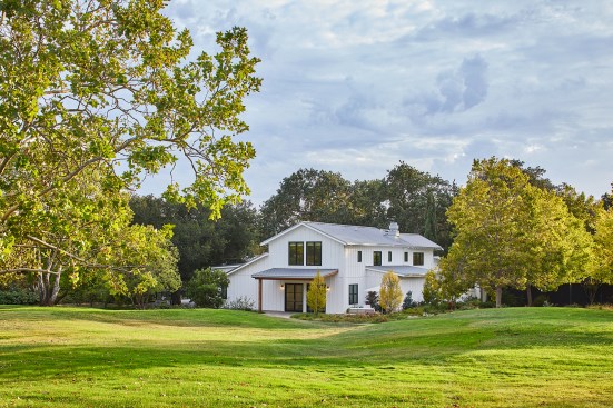 This special property is set on 25 acres of fabled Napa terrain. 