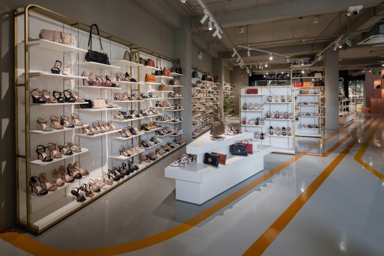 Women's footwear area - Second floor