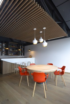 Oficinas Corporativas La Madrileña - Eskema Arquitectos