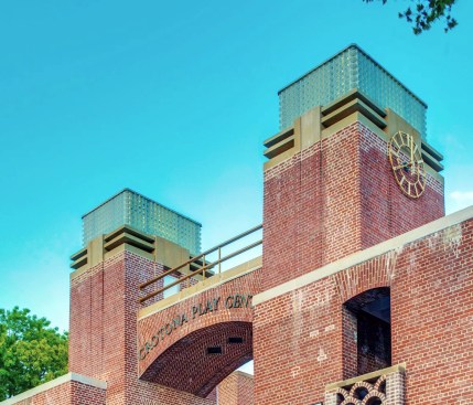 "Clear blocks were selected for their transparency, contributing to the lantern towers' warm, welcoming glow at night, which can be seen from a distance."