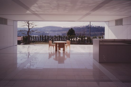 Nine+Square+Grid+House