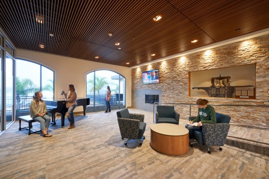 Nicholson Dining Commons, Point Loma Nazarene University