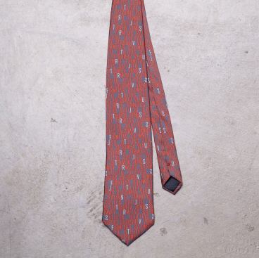 Tie in the Vitruvius pattern