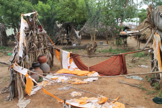 Vivienda resistente a inundaciones y Centro Comunitario y Educativo - Juan Carlos Loyo Arquitectura