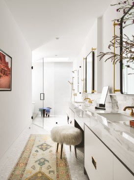Owners' Bath, , Inverse House by Matt Fajkus Architecture