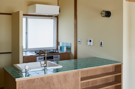 Kitchen counter detail