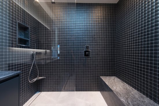 Georgina Avenue Santa Monica modern bathroom shower with marble bench