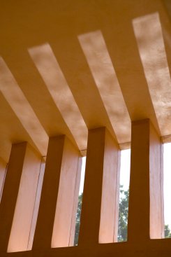 Mandeville Canyon modern home clerestory ribbon windows with skylight feel