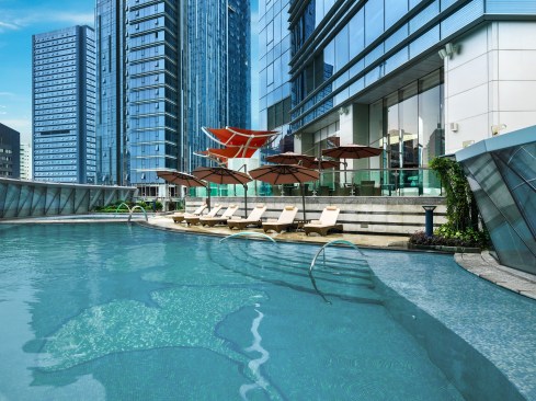 Evergrande Huazhi Plaza, Chengdu, China, by Aedas - Outdoor swimming pool of The St. Regis Chengdu