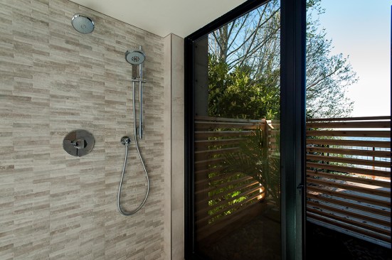 Hillside House shower