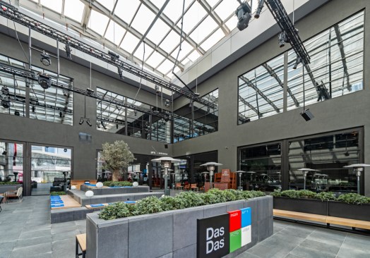 Vertical Retracting Door