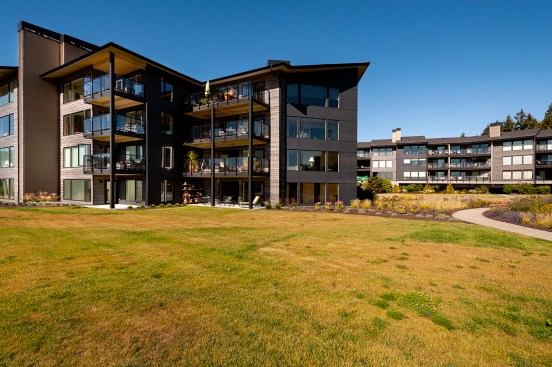 Eagle Harbour Condominiums exterior