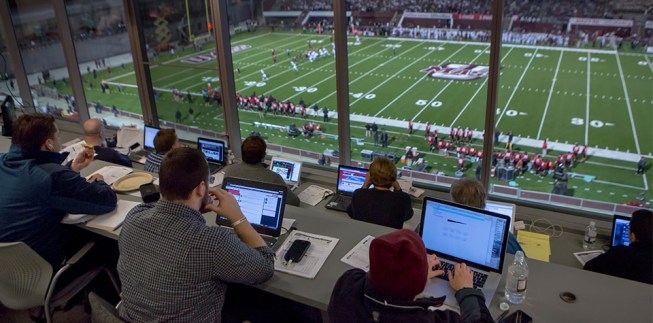 University+of+Massachusetts%e2%80%93Amherst+McGuirk+Alumni+Stadium%2c+HOK%2c+Amherst